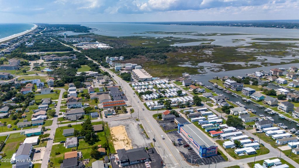 Image 11 of property listing at 413 W Fort Macon Road, Atlantic Beach, NC 28512