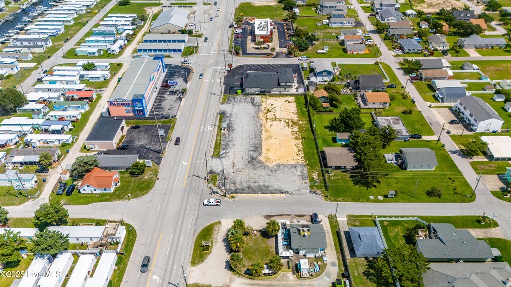 Image 5 of property listing at 413 W Fort Macon Road, Atlantic Beach, NC 28512