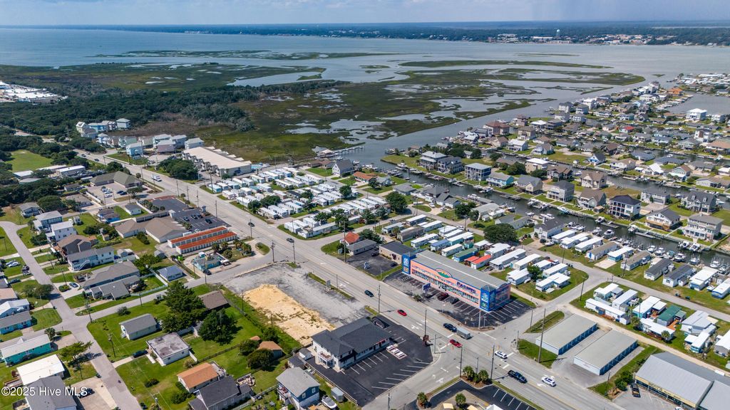 Image 7 of property listing at 413 W Fort Macon Road, Atlantic Beach, NC 28512