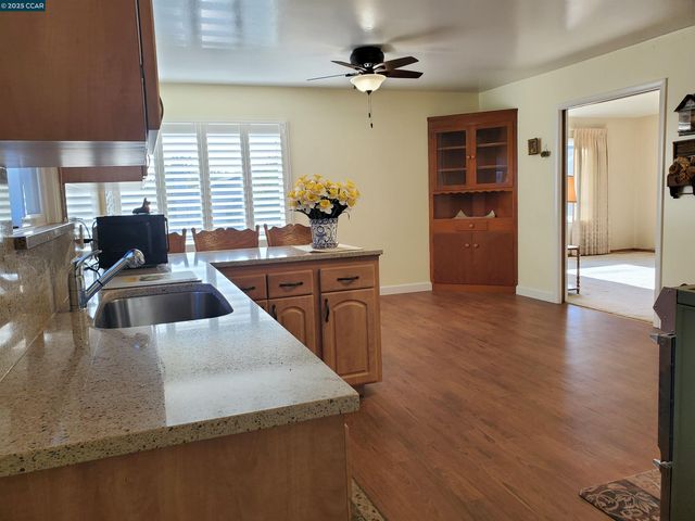 3615 Natalie Ct, Richmond, CA 94805