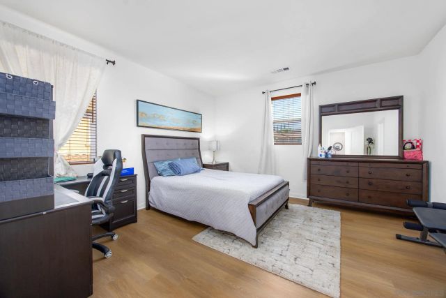 1818 Santa Christina Ave, Chula Vista, CA 91913