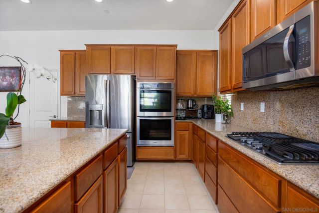 1818 Santa Christina Ave, Chula Vista, CA 91913