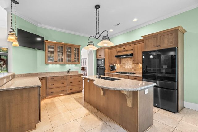 25 Fairway Ln., Pawleys Island, SC 29585