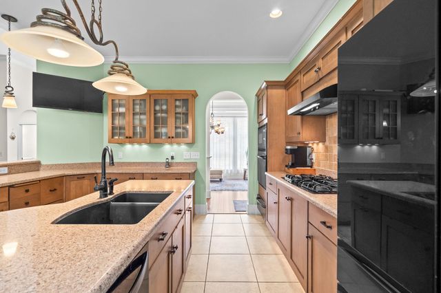 25 Fairway Ln., Pawleys Island, SC 29585