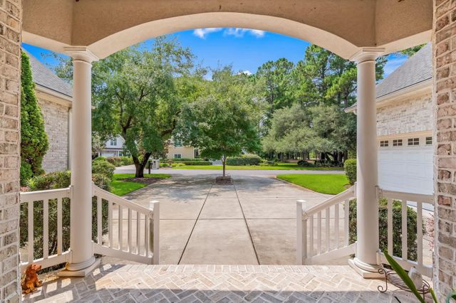 25 Fairway Ln., Pawleys Island, SC 29585