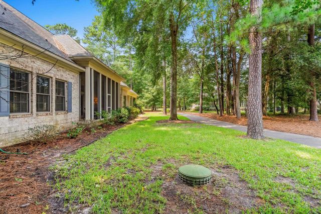 25 Fairway Ln., Pawleys Island, SC 29585