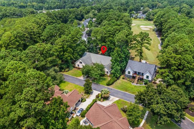 25 Fairway Ln., Pawleys Island, SC 29585