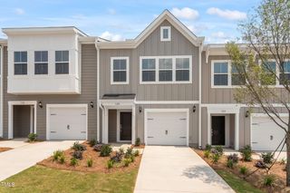 128 Central Townes Way 290, Raleigh, NC 27603
