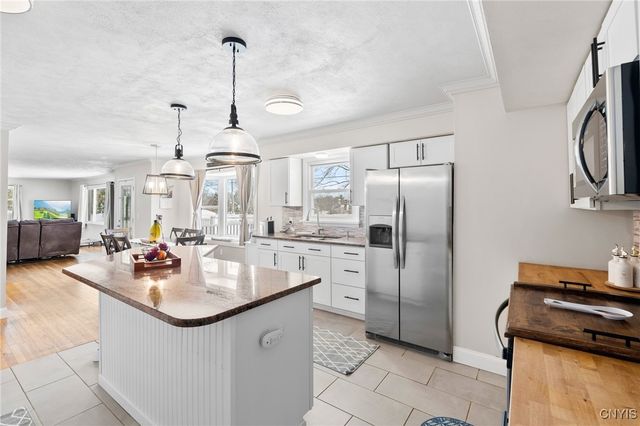 6752 Winchell Road, Camillus, NY 13164