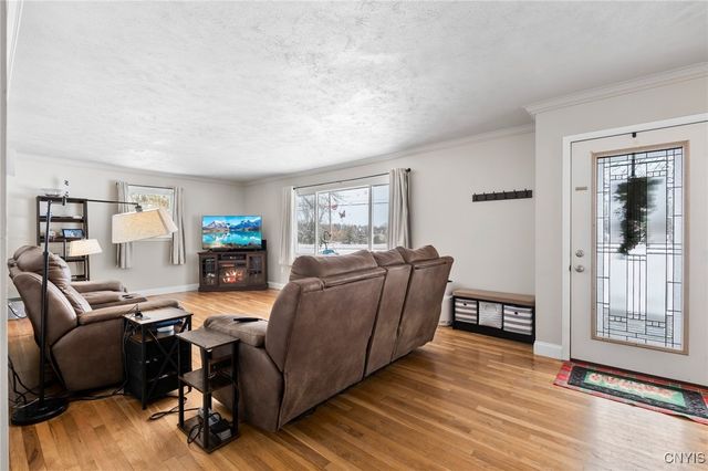 6752 Winchell Road, Camillus, NY 13164