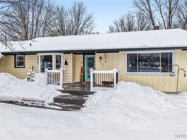 6752 Winchell Road, Camillus, NY 13164