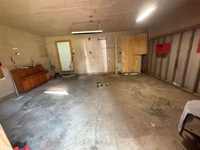 795 State Highway Loop 393, Goodrich, TX 77335