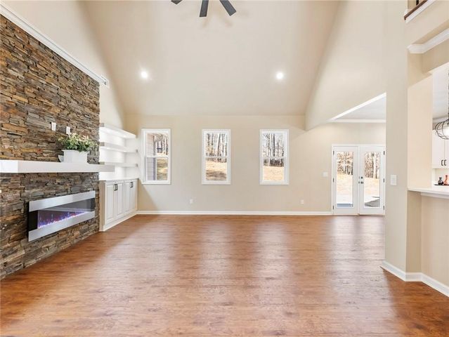 912 Westwood Lane, Winder, GA 30680