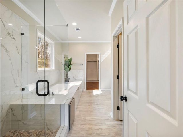 912 Westwood Lane, Winder, GA 30680