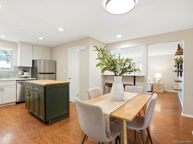 780 Vivian St, Lakewood, CO 80401