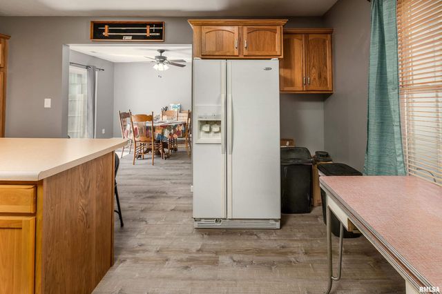 905 N GRANITE Street, Marion, IL 62959