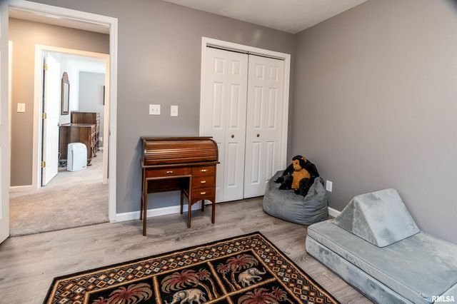 905 N GRANITE Street, Marion, IL 62959