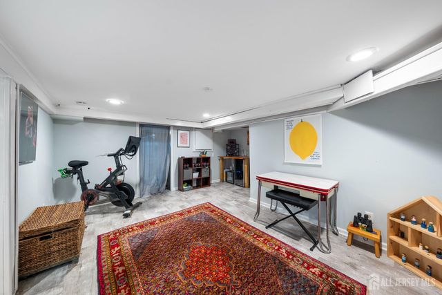 719 Locust Street, Roselle Park, NJ 07204