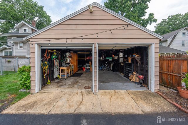 719 Locust Street, Roselle Park, NJ 07204