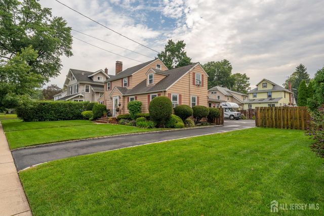 719 Locust Street, Roselle Park, NJ 07204