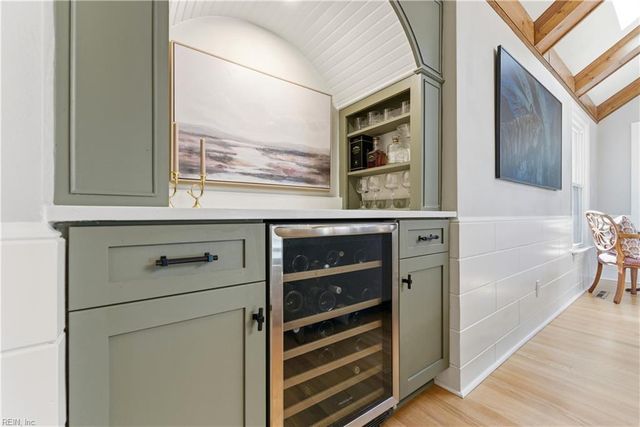 1036 Downshire CHSE, Virginia Beach, VA 23452