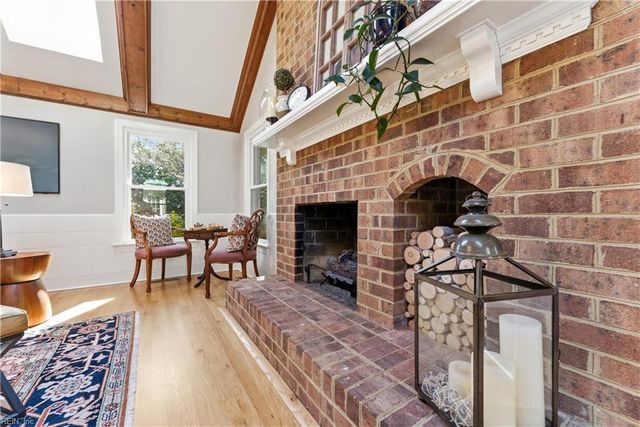 1036 Downshire CHSE, Virginia Beach, VA 23452