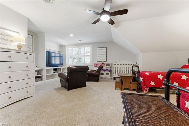 1036 Downshire CHSE, Virginia Beach, VA 23452