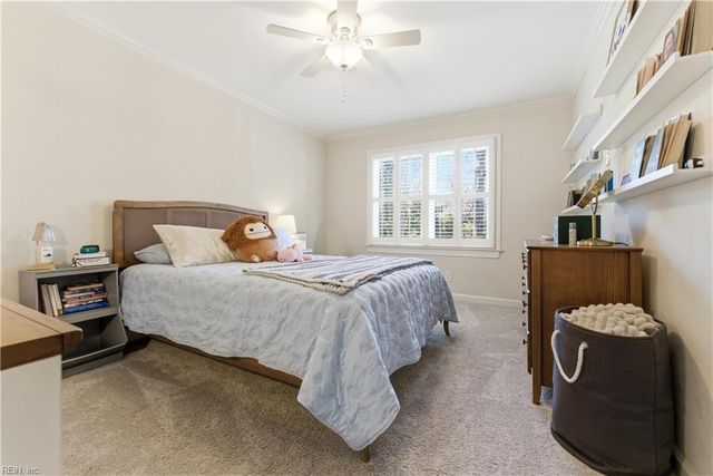 1036 Downshire CHSE, Virginia Beach, VA 23452