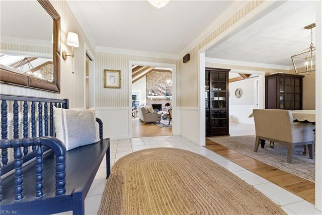 1036 Downshire CHSE, Virginia Beach, VA 23452