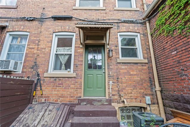 420 Fisk Street, Lawrenceville, PA 15224