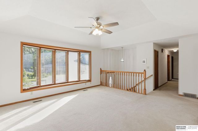 1103 Grandview Street, Bellevue, NE 68005
