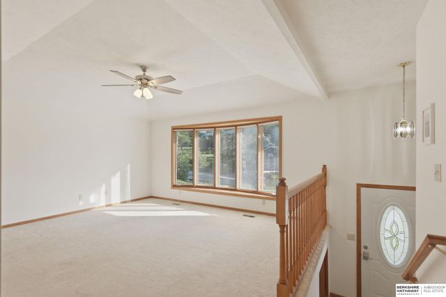 1103 Grandview Street, Bellevue, NE 68005