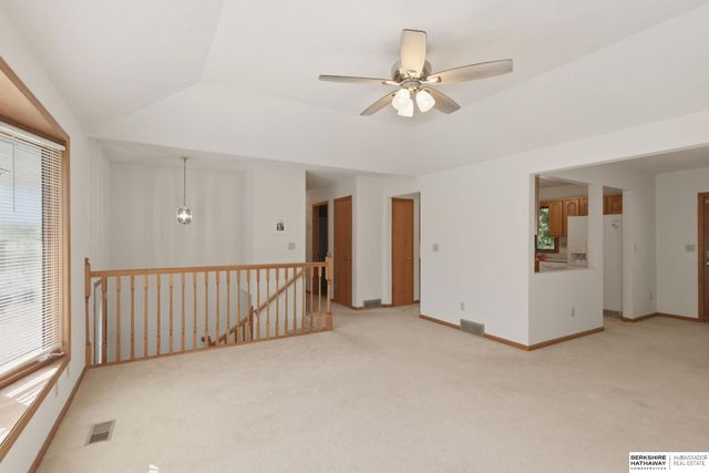 1103 Grandview Street, Bellevue, NE 68005