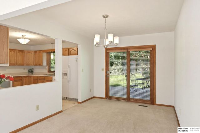 1103 Grandview Street, Bellevue, NE 68005