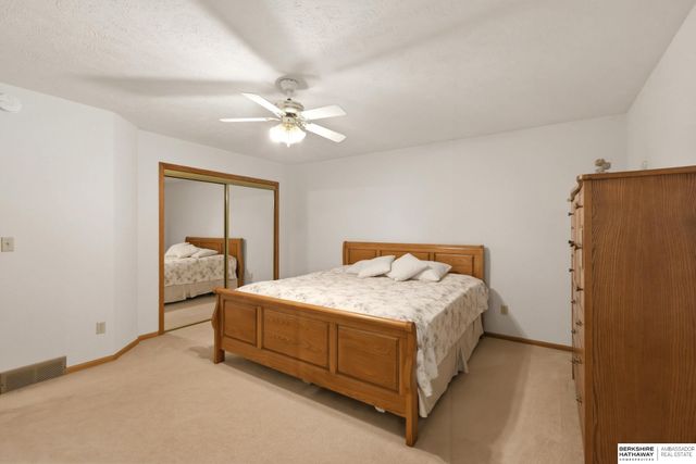 1103 Grandview Street, Bellevue, NE 68005