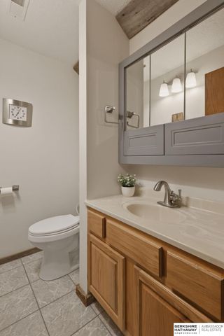 1103 Grandview Street, Bellevue, NE 68005