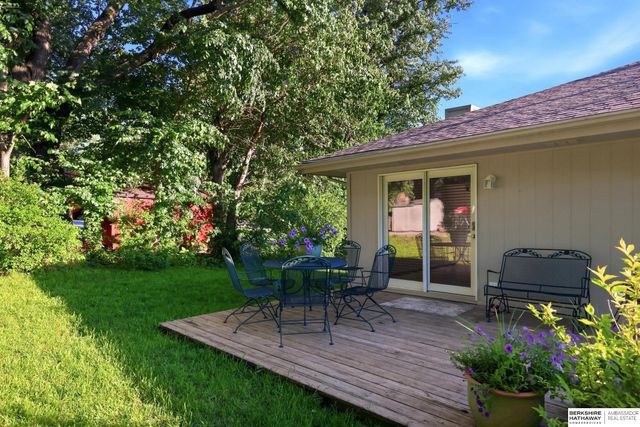 1103 Grandview Street, Bellevue, NE 68005