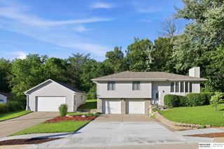 1103 Grandview Street, Bellevue, NE 68005