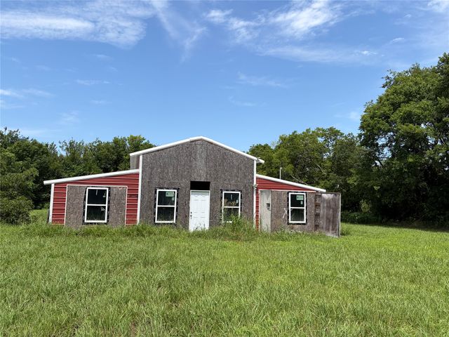 308 S Jernigan Street, Bells, TX 75414