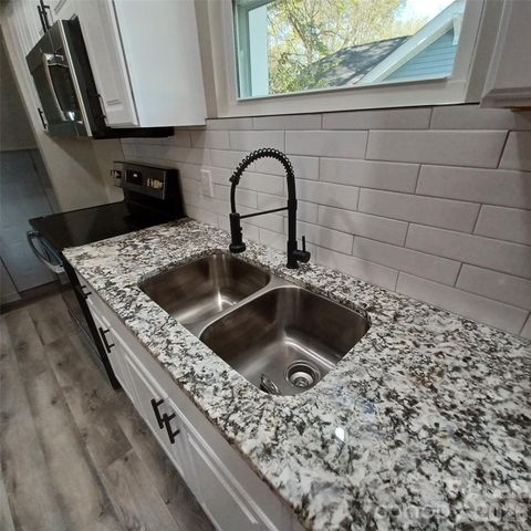 4211 Major Street, Charlotte, NC 28208