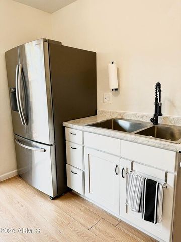 1916 E Inverness, Mesa, AZ 85204