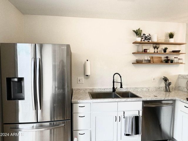 1916 E Inverness, Mesa, AZ 85204