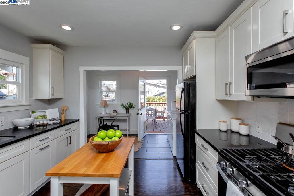 property-img