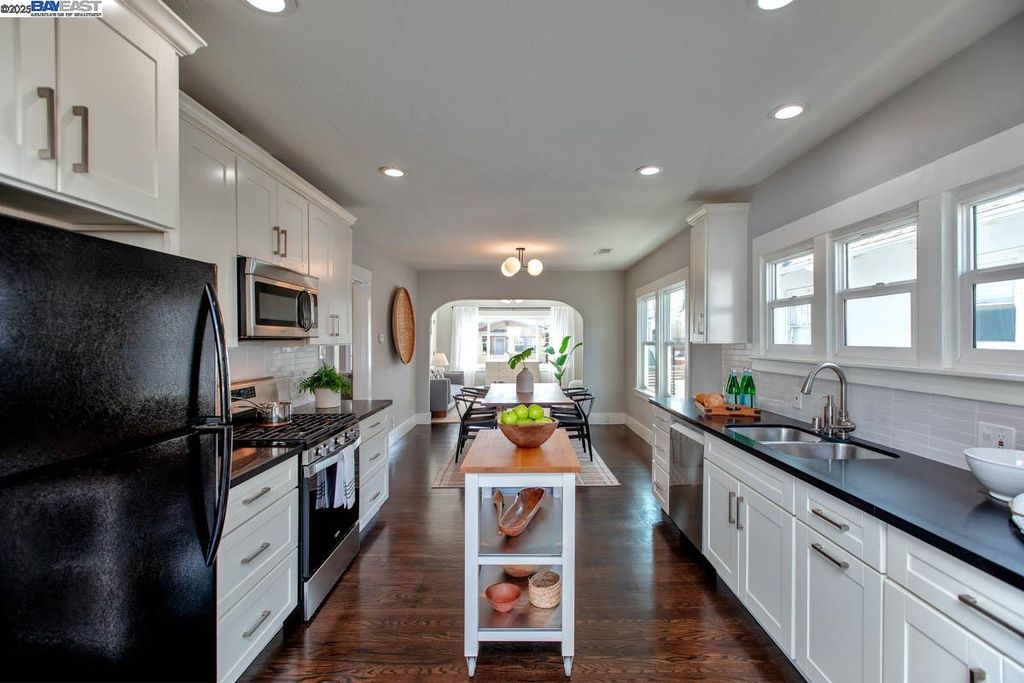 property-img