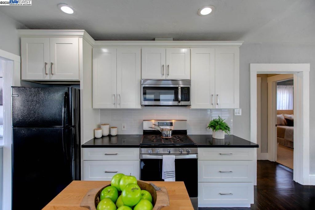 property-img