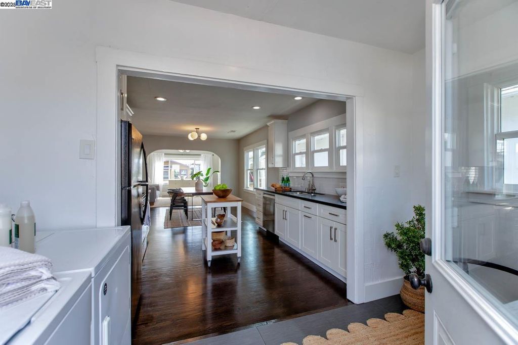 property-img