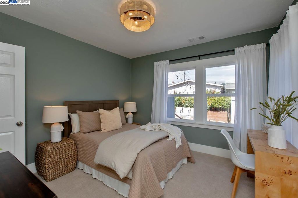 property-img