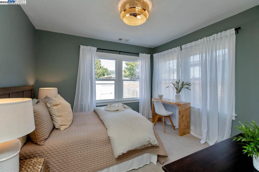 property-img