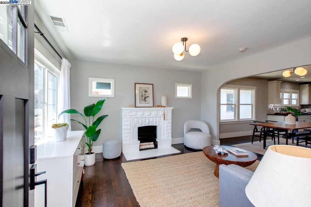 property-img