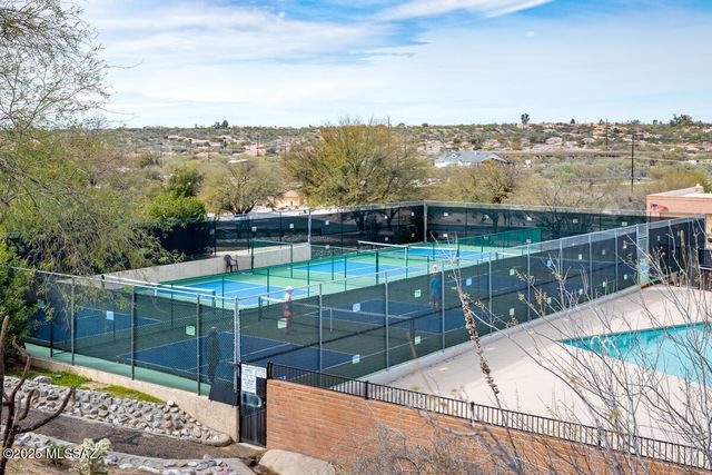 8665 N Coral Ridge Loop, Tucson, AZ 85704